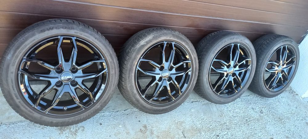 Jante aliaj negre 4X108 R16 Ford RIAL Lucca Diamant-Schwarz Lackiert
