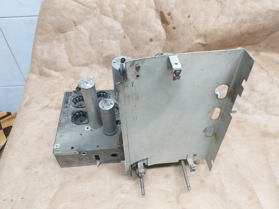 Piese de radio foarte vechi