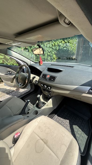 Renault fluence 2010