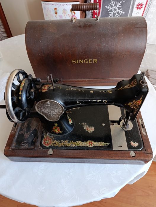 Ръчна шевна машина Singer
