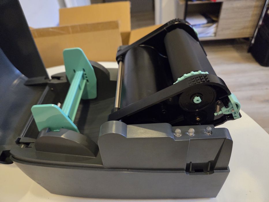 Imprimantă etichete Godex G500 (U / E / S) + suport role + accesorii