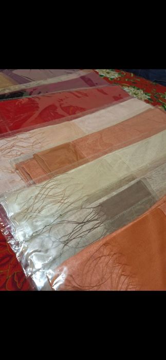 Шалове от сурова коприна