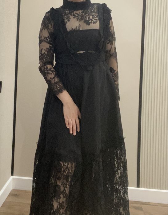 Продам женское черное платье