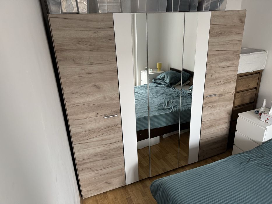 Vand dulap dormitor -URGENT