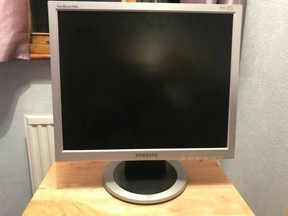 Samsung Sync Master 920n