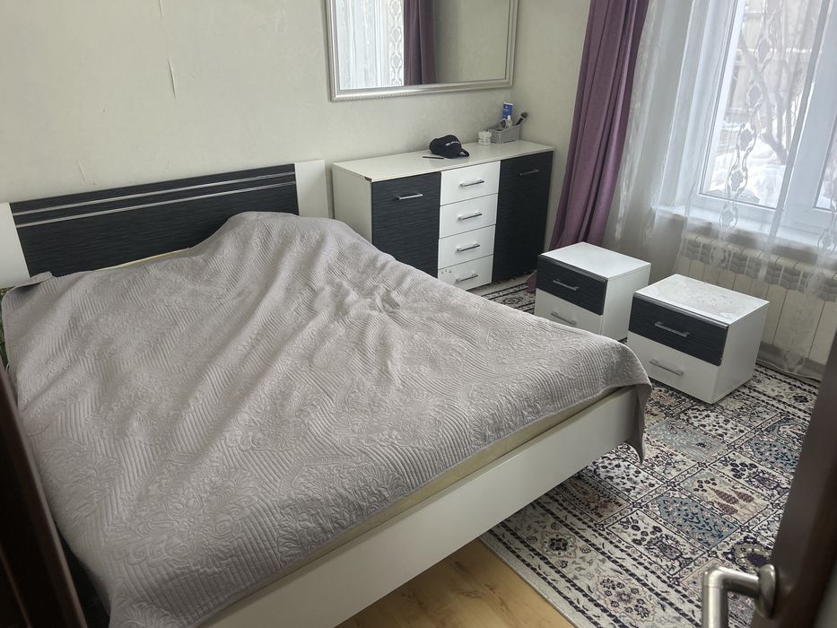 Спальный гарнитур