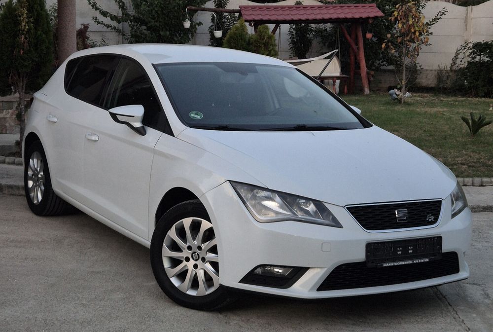 SEAT Leon 2015 — imagine 2