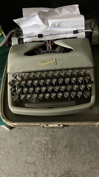 Mașină de scris Rheinmetall  impecabilă