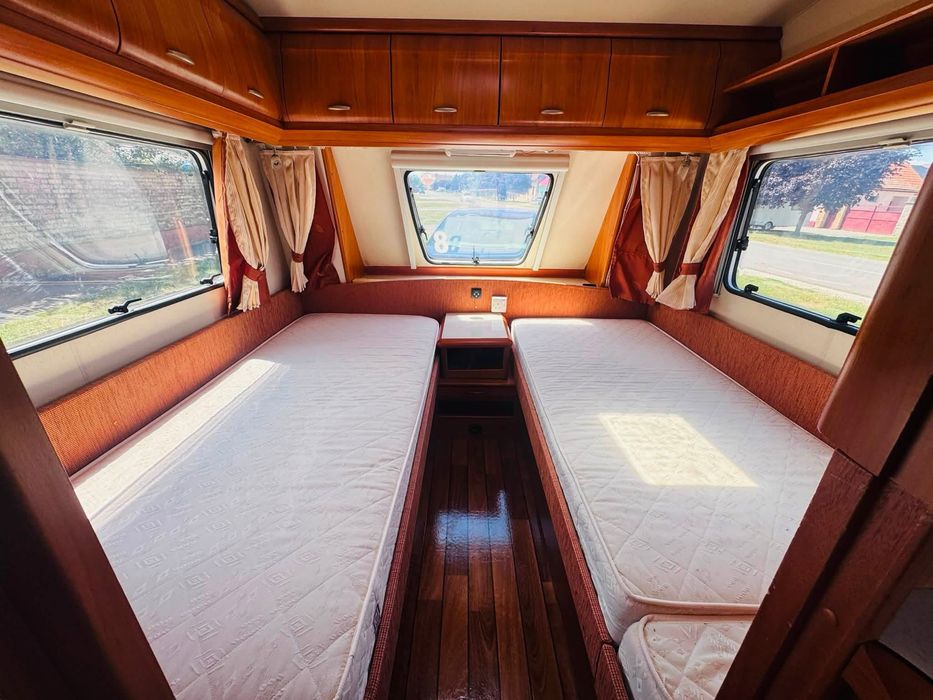 Vand Rulota/Caravană Hobby Excellent 540  An 2007 Recent inmatriculata  Motor mover 5/6 locuri de dormit