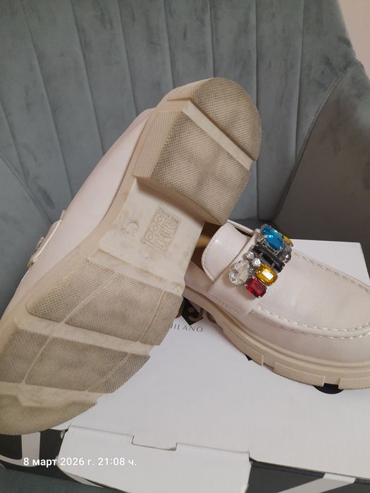 Дамски дрехи р-р S + обувки 37 номер