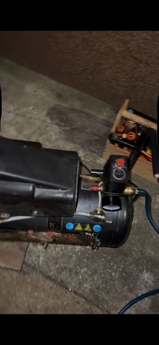 Vand compresor Einhell 24l
