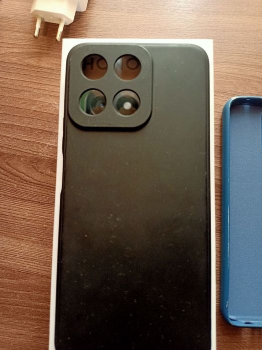 Продам телефон Honor X7C