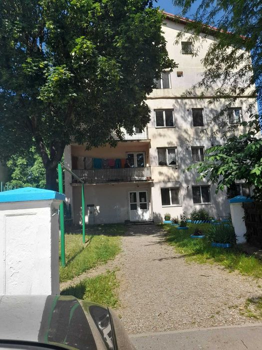 Garsonieră de închiriat