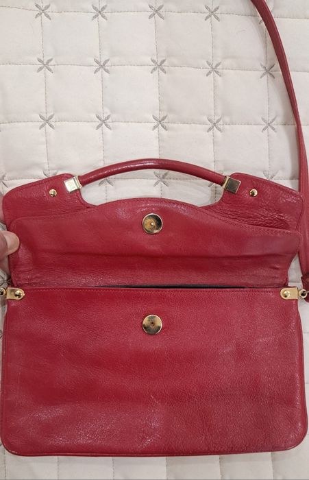 Продавам стилна червена дамска чанта