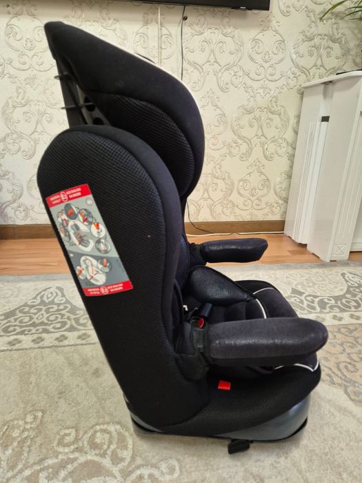Детское автокресло