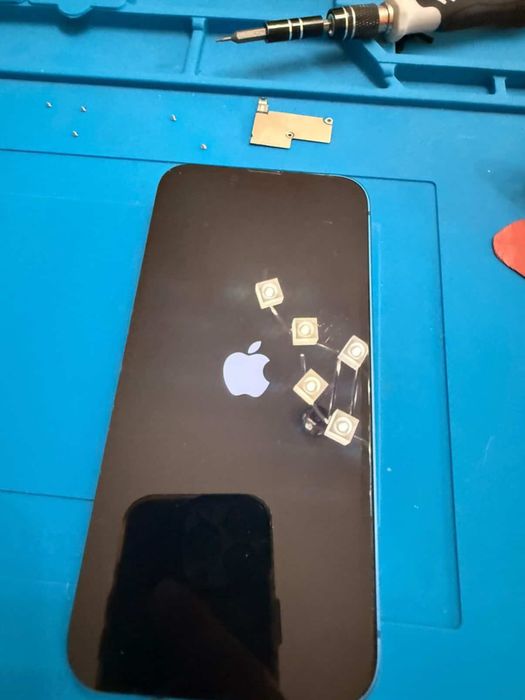 Дисплей за Iphone 13 и 13pro