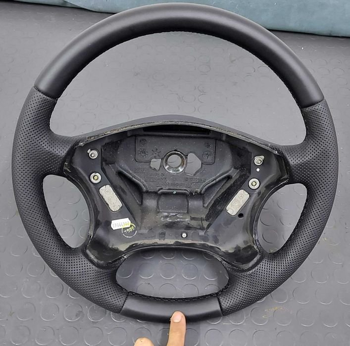 Тапициране на волани