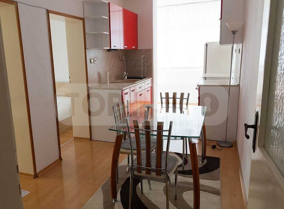 Дава се под наем Тристаен апартамент в Варна, Цветен квартал - 90 кв.м за 698.19 € - Снимка #4