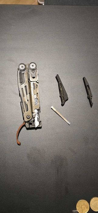 Leatherman Signal Custom