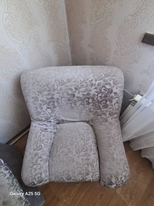 Продаются кресло