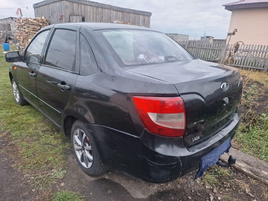 Lada Granta в хорошем состоянии