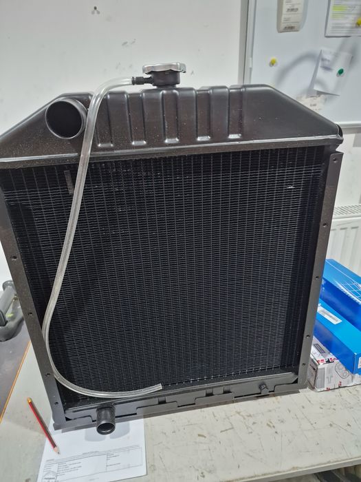 Radiator tractor fiat 580 import Italia preț 2180 lei se poate trimite