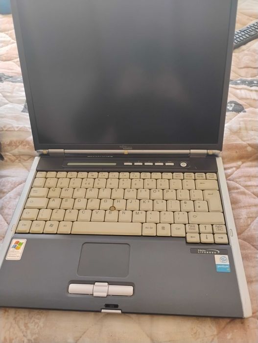 fujitsu  siemens  lifebook S7010D