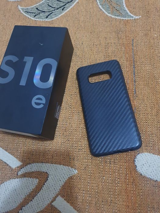 Самсунг s10e  128 g.   85000 тг.
