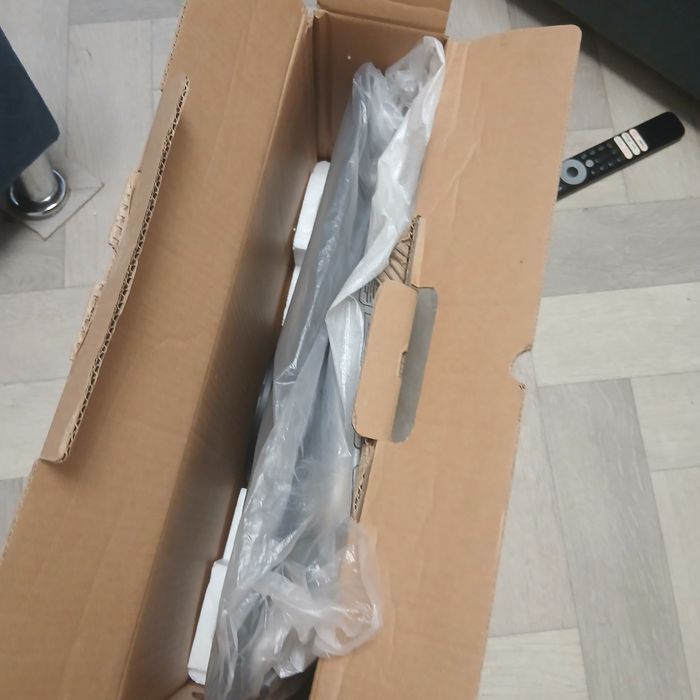 Продам мониторы.