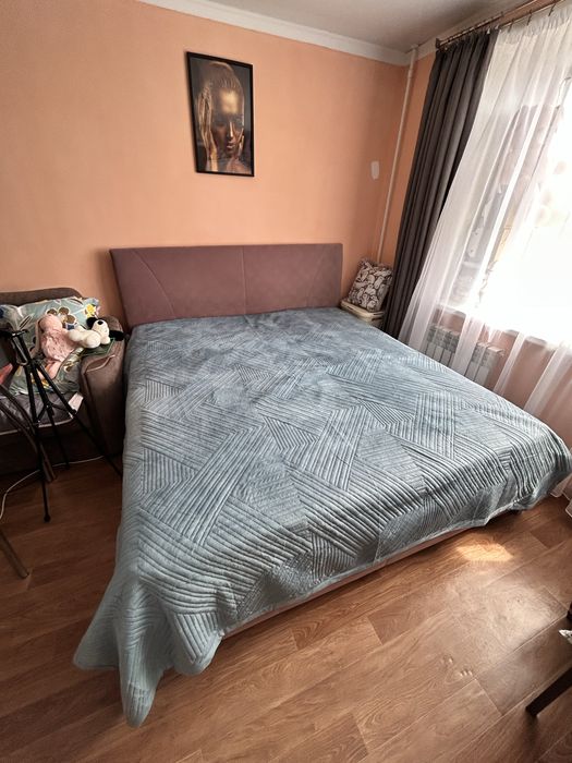 Продаю кровать в отличном состоянии