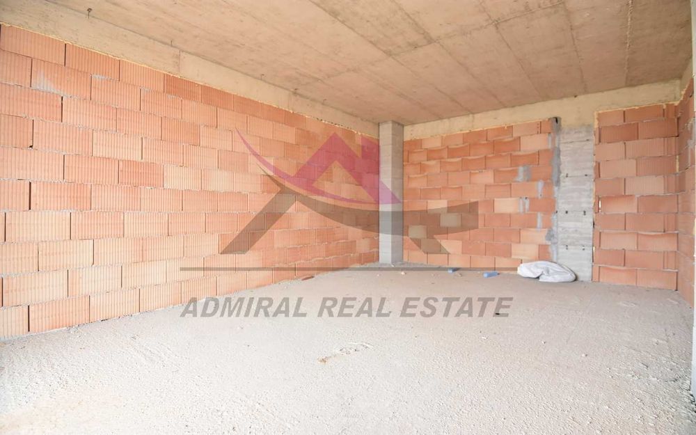 Продава се Двустаен апартамент в Варна, Възраждане 3 - 99 кв.м за 1091 €/кв.м - Снимка #1