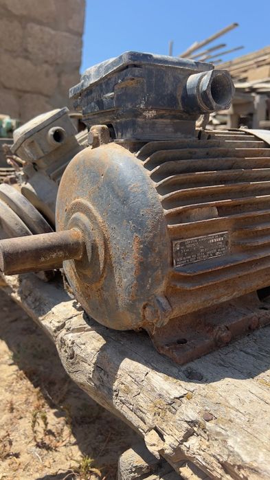 Электродвигатель