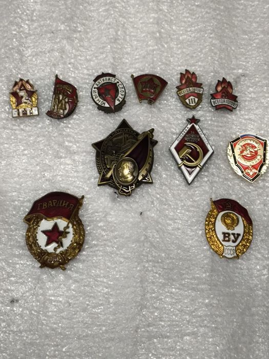 Значки времени СССР