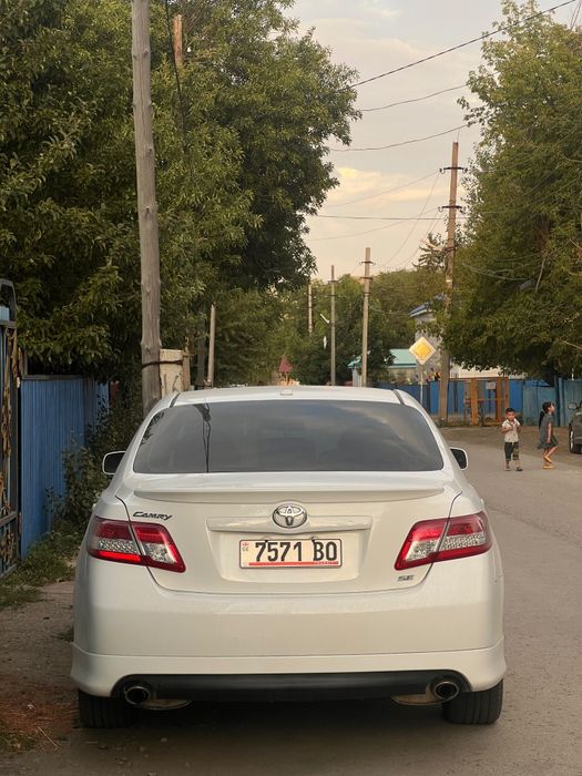 Продам тайота камри