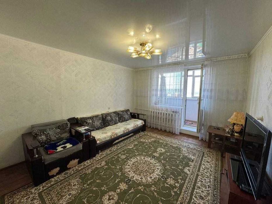 Продам 3-комнатную квартиру в районе Софии