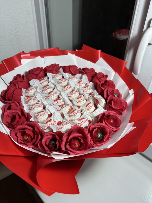 Сладкий букет из конфет