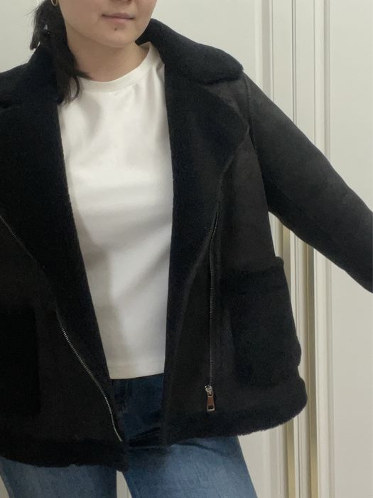Дубленка черная короткая