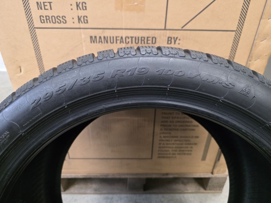 295/35/19 100V 2бр.PIRELLI SOTTOZERO WINTER standard load