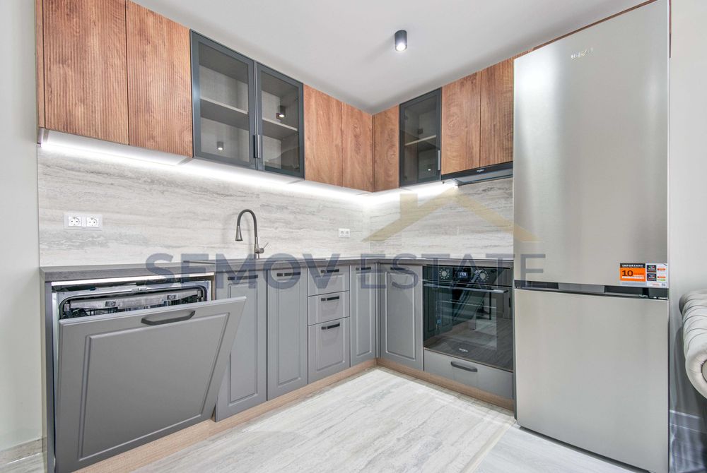Продава се Тристаен апартамент в Бургас, Славейков - 62 кв.м за 2952 €/кв.м - Снимка #1