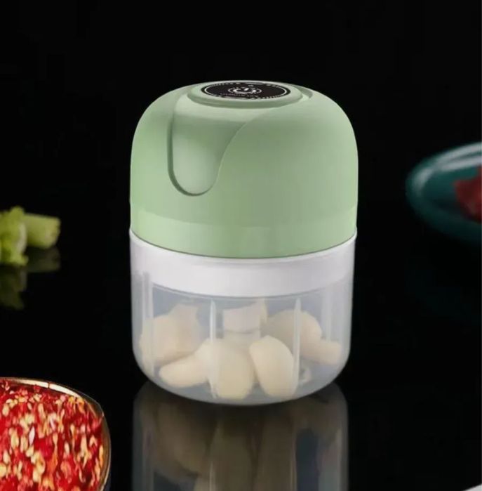 Продам измельчитель , блендер !