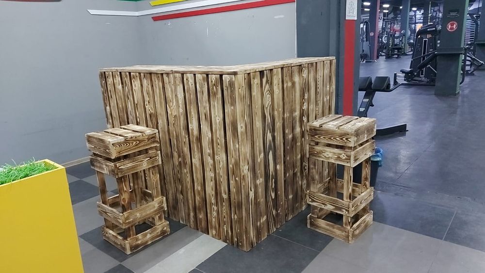 Торговое оборудование из паллет