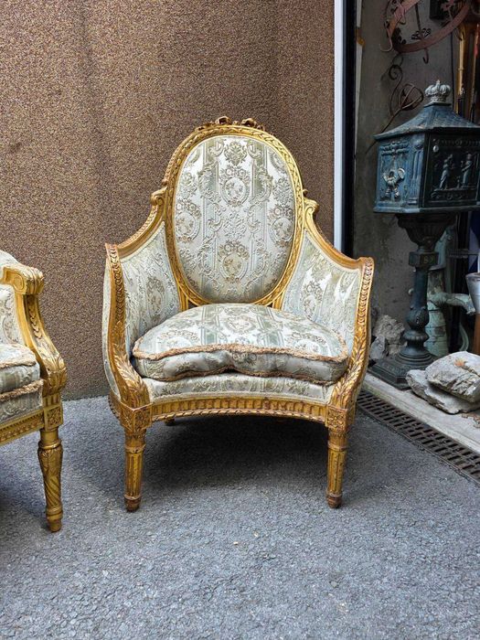 Ретро шкафове в стил Луи 16