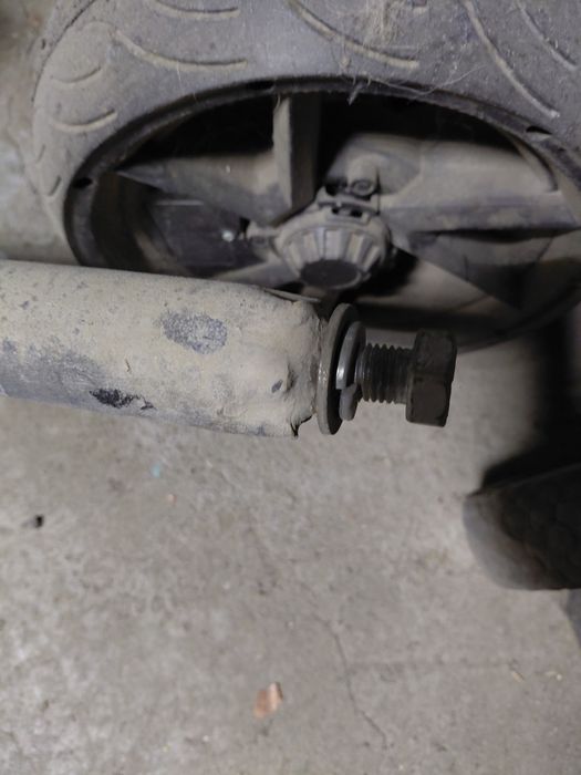 Фаркоп на Ваз 2107