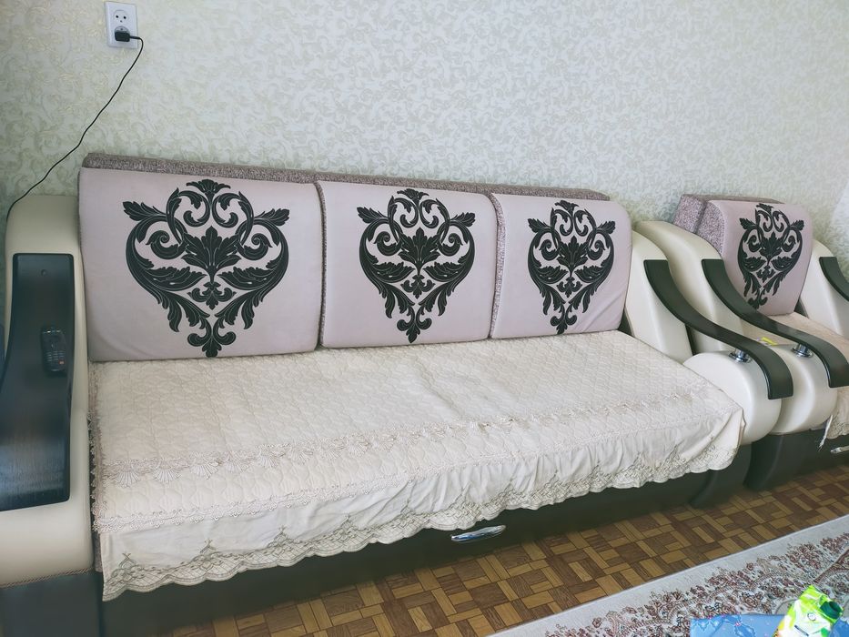 Продам диван в хорошем состоянии!
