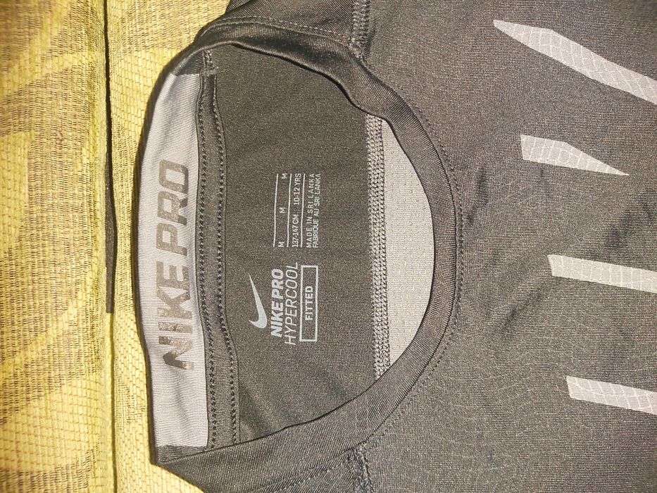 Мъжко и младежки шушлякови горнища на ERREA, Umbro и Select и детска т