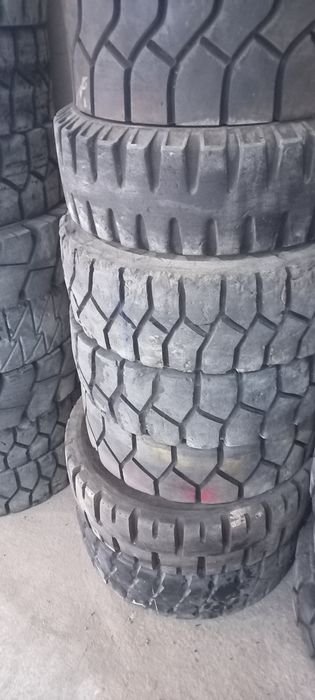 Балоны на кары целнолитое.