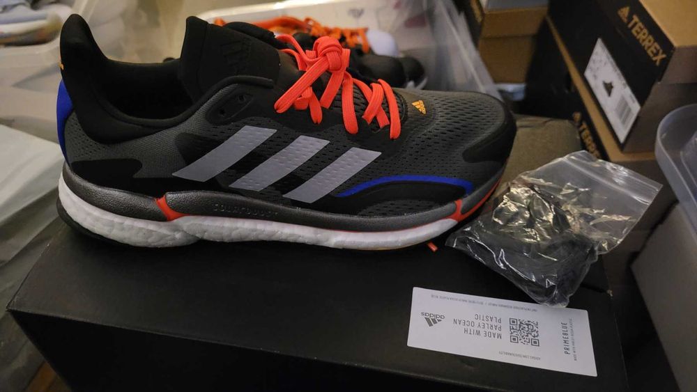 Мъжки обувки  ADIDAS SLR Boost BMW Berlin Marathon EU40  ЧЕРЕН ПЕТЪК