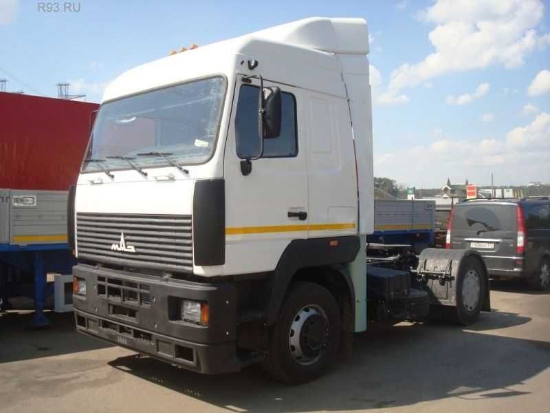 Бампер передний цельный МАЗ-5440,6430 ( Пластиковый )