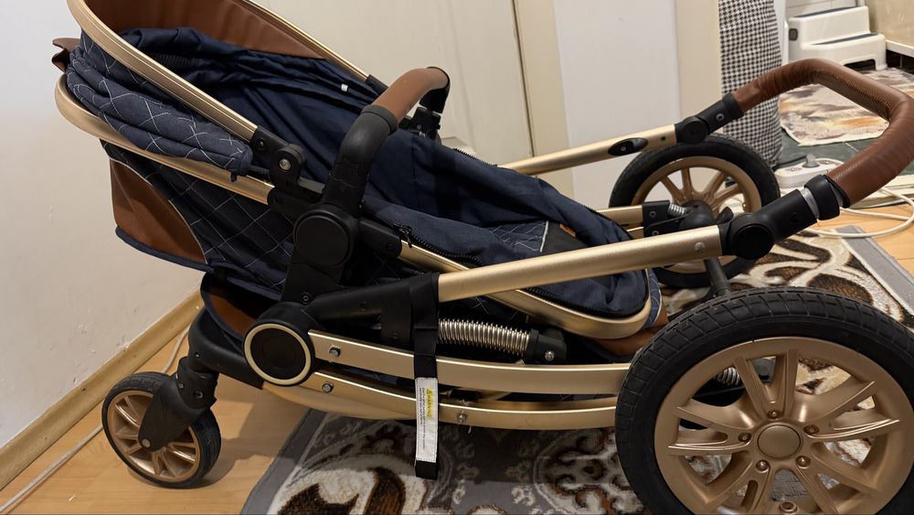 Продам коляску зима/лето