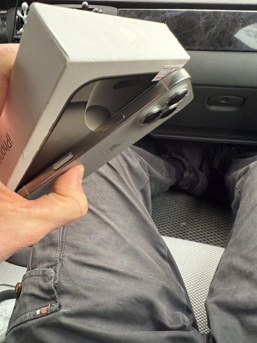 Iphone 16 pro 128 natural titan